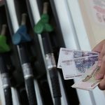 Кто продаст бензин России