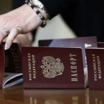Россия возвращает права сотням тысяч русских за рубежом