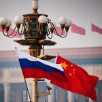 «В чужом глазу соринку видим, а в своём бревна не замечаем»