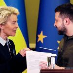 «Вовремя предать». Коррупционный скандал в Киеве подарил Европе уникальный шанс