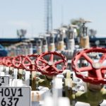 Европа входит в отопительный сезон с рекордно низкими запасами газа